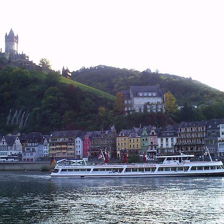 Haus-Anka Hotel Cochem Bagian luar foto